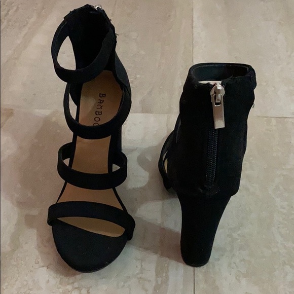 Heels - Picture 1 of 2